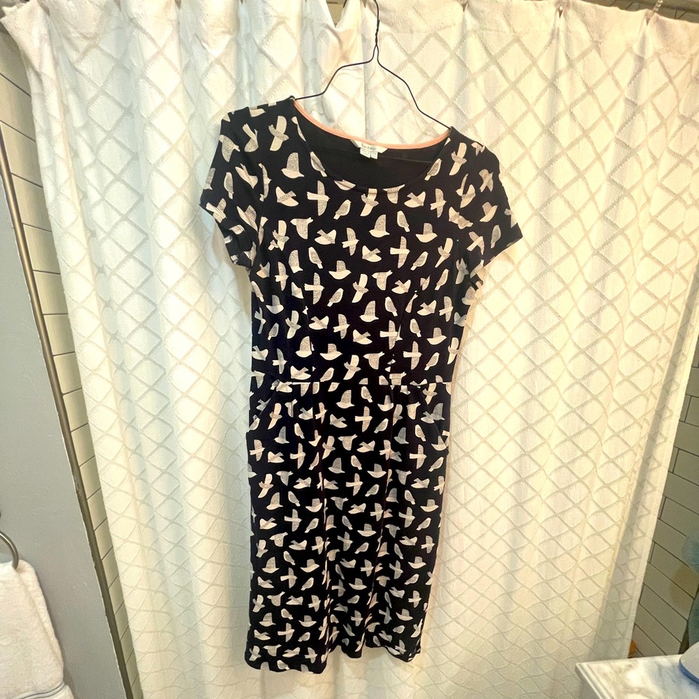 Boden Dress Size 6 Long Bird Pattern Navy Blue Knee Length 100% Cotton